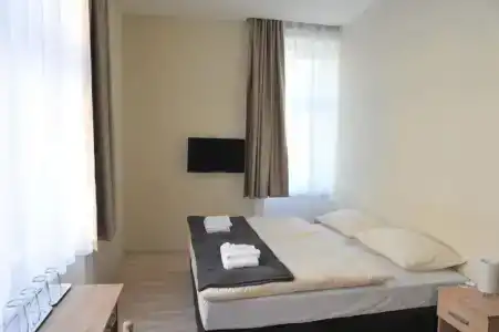 Piros Arany Panzió Kalocsa - 13