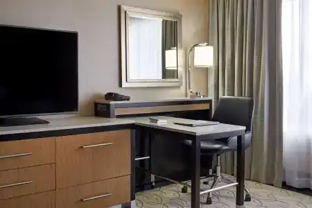 Hilton - 55