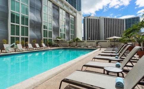 Courtyard Miami Downtown Brickell Area - 17