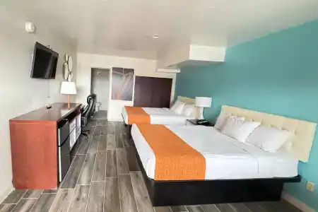 Howard Johnson by Wyndham Phoenix Airport/Downtown Area - 14