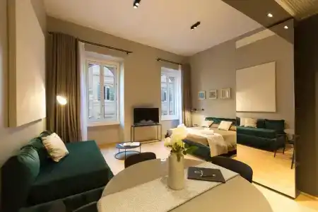 Suite della Pigna - 84