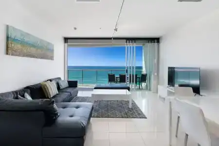 Ultiqa Air On Broadbeach - 245