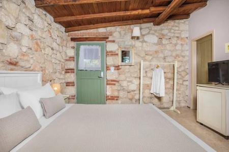 Petrino Suites - 38