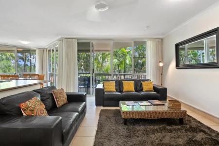 Noosa Tropicana - 170