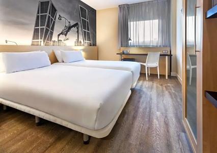 Crowne Plaza Madrid Airport - 26