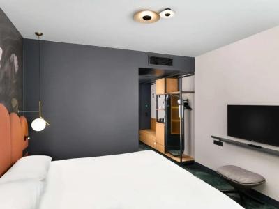 Mercure - 48