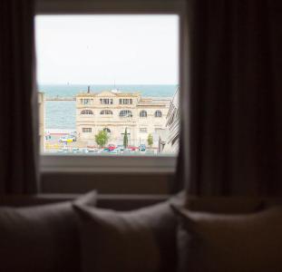 Plaza, Philians and Resorts - 69