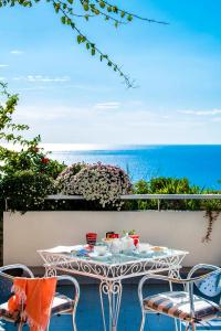 Eden Roc Suites - 43