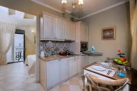 Ionia Suites - 108