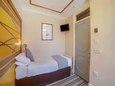 Oyo Vegas - 9