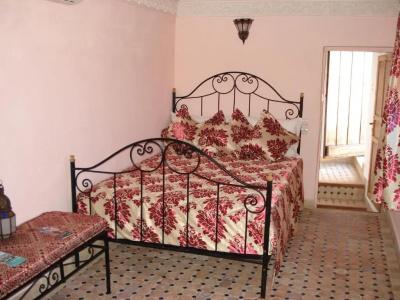 Riad Taryana - 36
