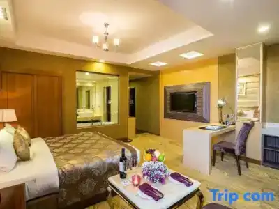 Best Western Chinatown - 158