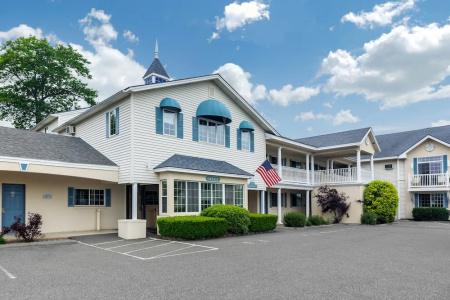 Ogunquit and Suites - 20