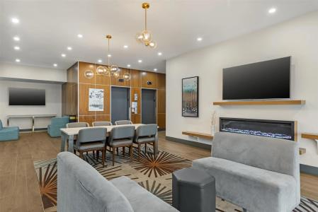 Best Western Plus Suites Downtown - 1