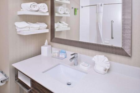 Hampton Inn & Suites - 8