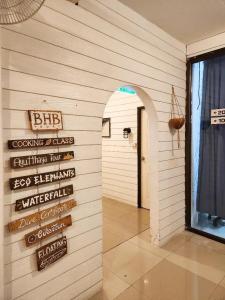 Back Home Backpackers - 0