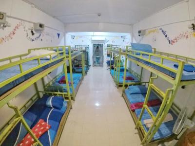 Hangover Hostel - 13