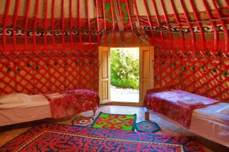 Happy Nomads Yurt Camp & Hostel - 2