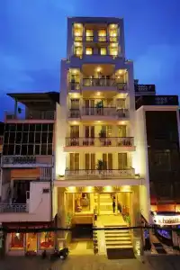 Golden Silk Boutique - 0