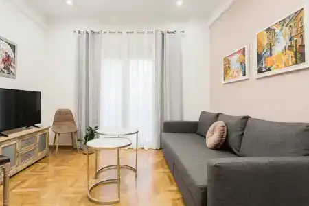 Nicholas Point and Rooms - 140