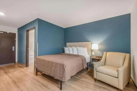 WoodSpring Suites Doral Miami Airport - 22