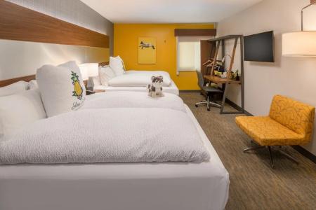 Staypineapple, Z, Gaslamp San Diego - 40