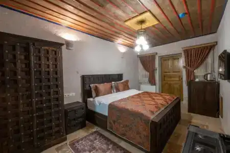 Underground Cave Suites - 50