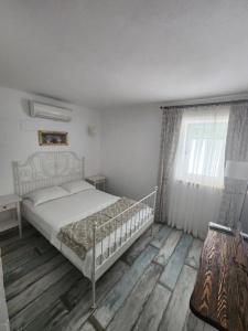Tarcin Alacati - 18