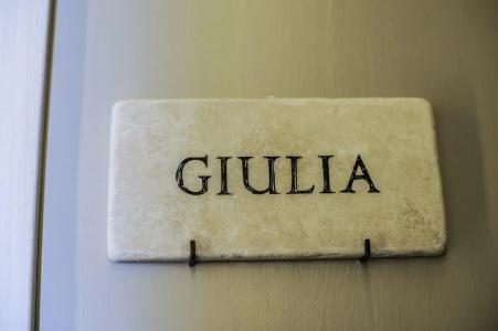 The Roman Empire Guesthouse - 20