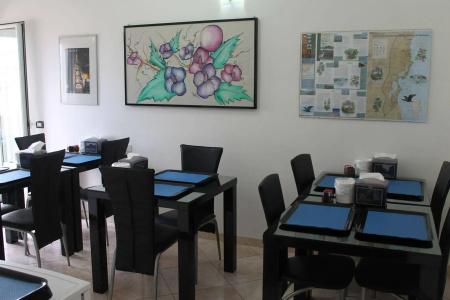 B&B Brezza Marina & Shoreline Restaurant - 14