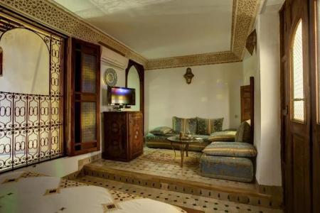 Riad Salam - 39