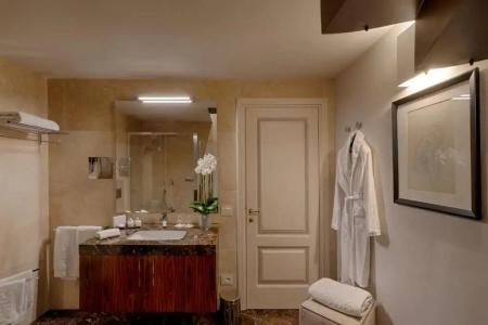 Donati Luxury Tower Suites - 107