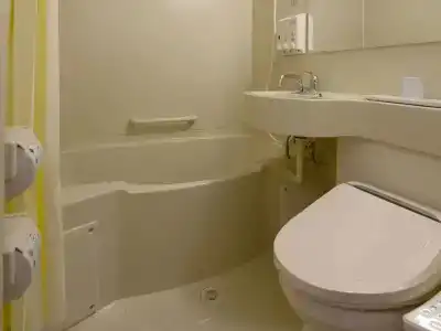 Toyoko Inn Minatogawa Koen - 17