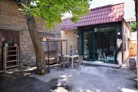 Retro Hostel & Tours - 12