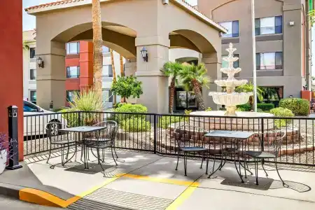 Super 8 by Wyndham Marana/Tucson Area - 13