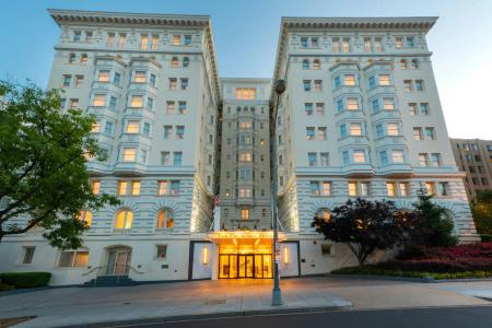 The Churchill Near Embassy Row - 21