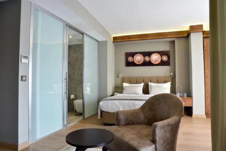 The Elegant - 56