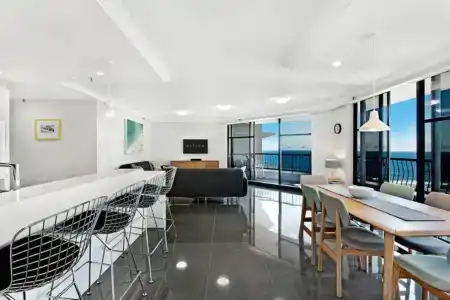 Ultiqa Beach Haven On Broadbeach - 363