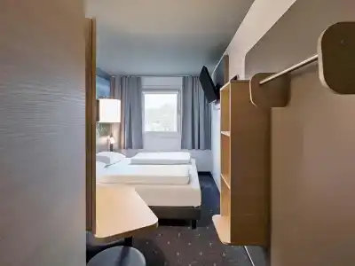 ibis budget Koeln Porz - 4