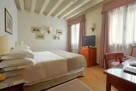 Cipriani - 81