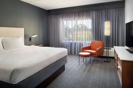 Courtyard by Marriott Broadway - 50