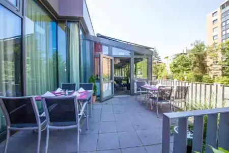 Novina Tillypark - 19