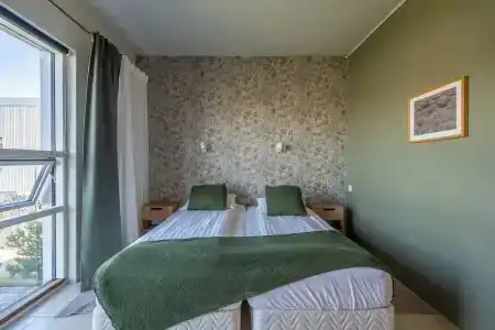 Laki - 100