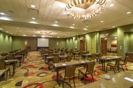 Hampton Inn Houston Downtown - 10