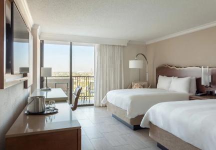 Fort Lauderdale Marriott Harbor Beach Resort & Spa - 3