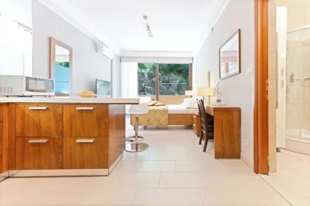 The Residence - 112