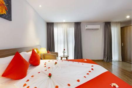 Maple Leaf & Apartment - 47