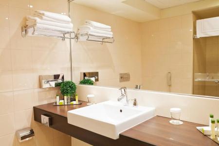DoubleTree by Hilton Bucharest Unirii Square - 9
