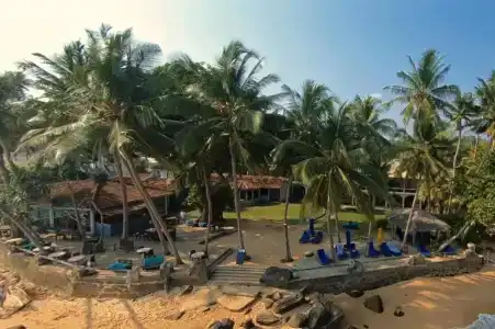 Sri Gemunu Beach Resort - 12