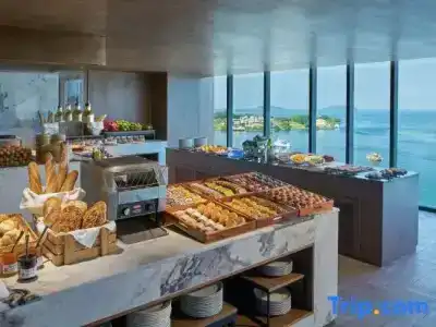 Le Meridien - 216